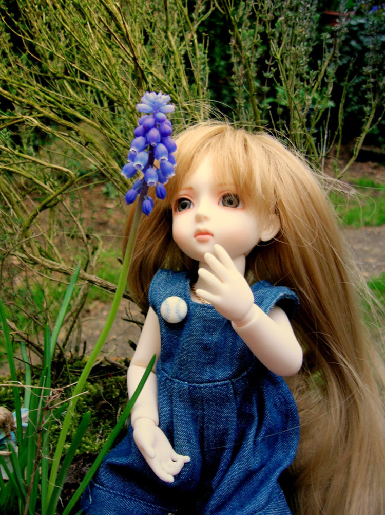 Fotografie von palegothicangel für DesignCrowd (Community Contests) | Design #9024311