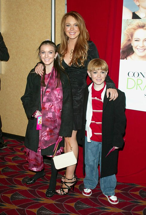 Photoshop Design by mattbyng for DesignCrowd (Community Contests) | Design #9020573