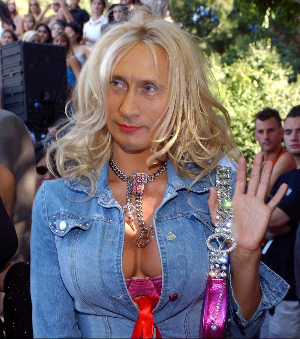 Diseño de Photoshop por macwithfries para DesignCrowd (Community Contests) | Diseño #9018654