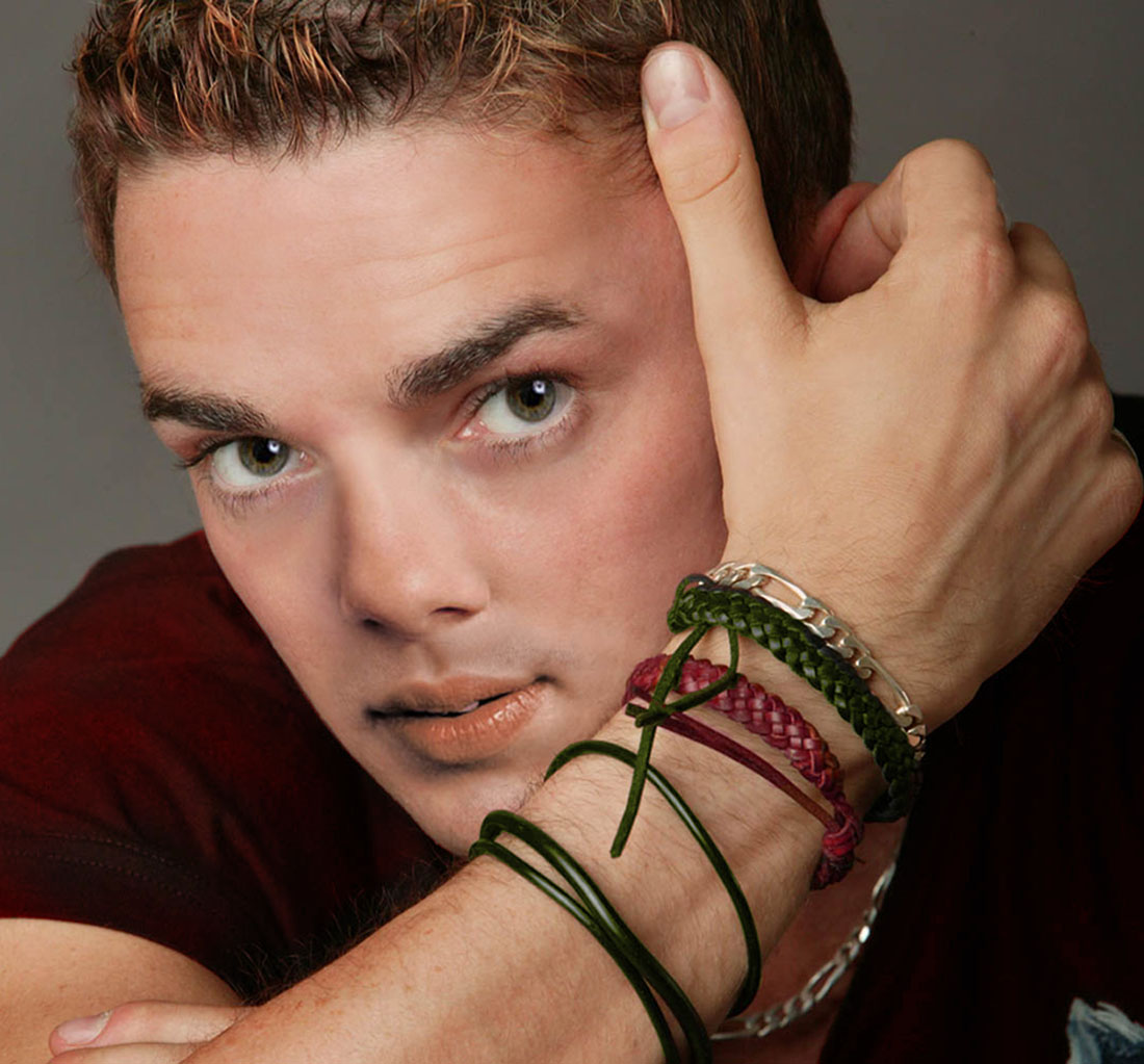 Diseño de Photoshop por zynnya para DesignCrowd (Community Contests) | Diseño #9012293