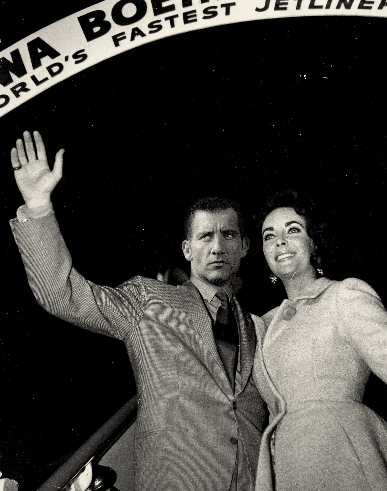 Design Photoshop par JonDoe69 pour DesignCrowd (Community Contests) | Design #9019913