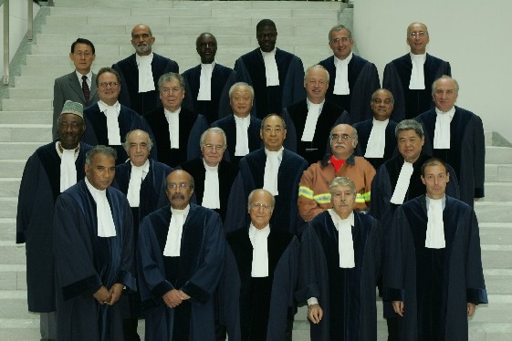 Design Photoshop par bossyboy1234 pour DesignCrowd (Community Contests) | Design #9014012