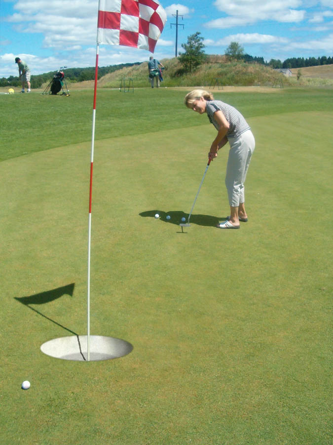 Diseño de Photoshop por ufofuzz para DesignCrowd (Community Contests) | Diseño #9014993