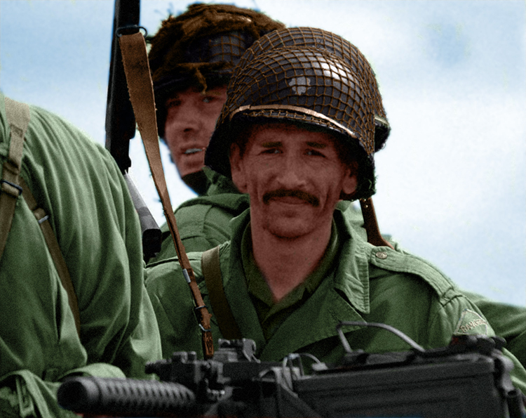 Photoshop-Design von shermanio für DesignCrowd (Community Contests) | Design #9013462