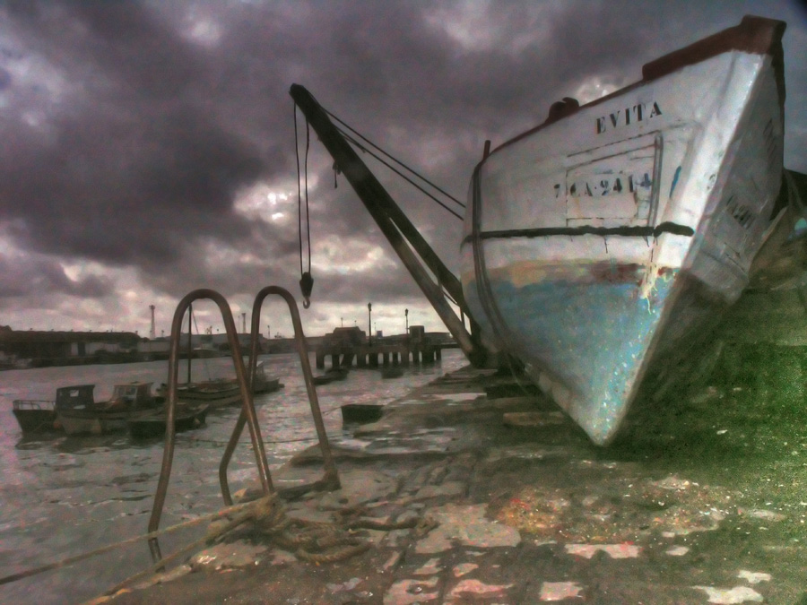 Photography by AsierReisa for DesignCrowd (Community Contests) | Design #9010776