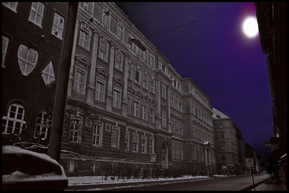 Design Photoshop par asterOne pour DesignCrowd (Community Contests) | Design #9009545