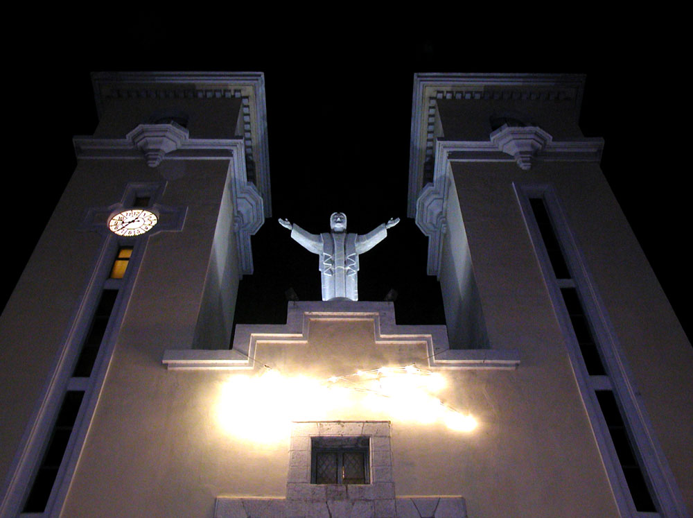 Photography by Artifakts for DesignCrowd (Community Contests) | Design #9007077