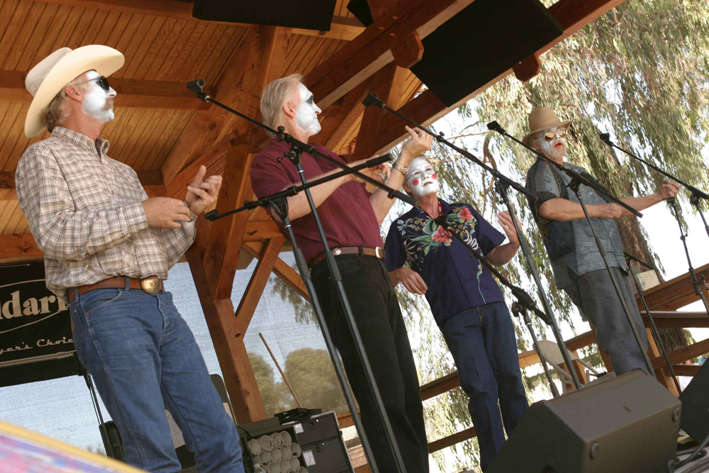 Diseño de Photoshop por caveatscoti para DesignCrowd (Community Contests) | Diseño #9000418