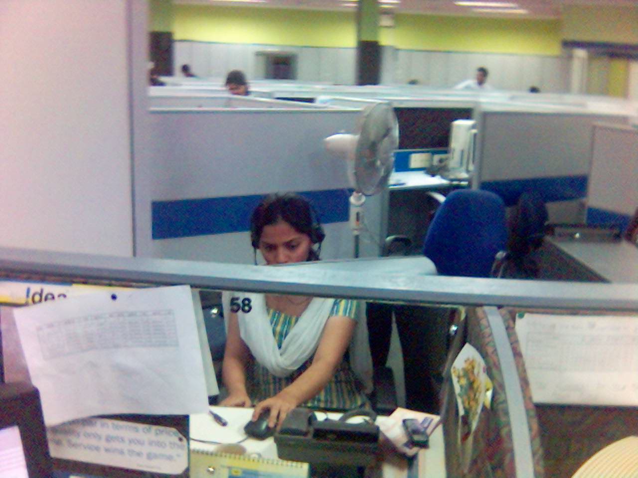 Design Photoshop par prashantuttekar pour DesignCrowd (Community Contests) | Design #8997543