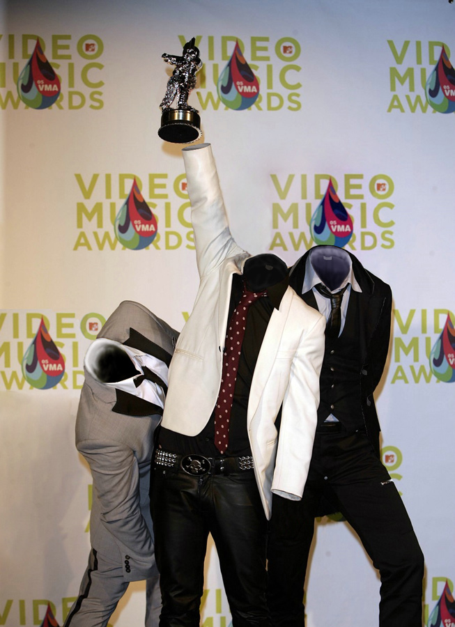 Photoshop Design by tabed17 for DesignCrowd (Community Contests) | Design #8996422