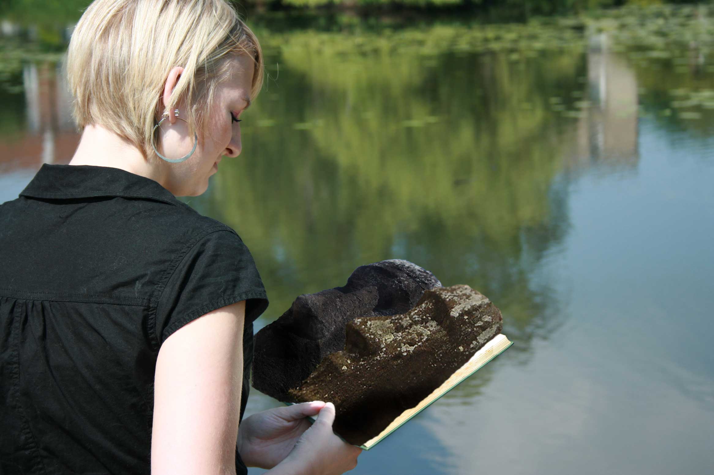 Photoshop Design by colonelyumyum for DesignCrowd (Community Contests) | Design #8989321