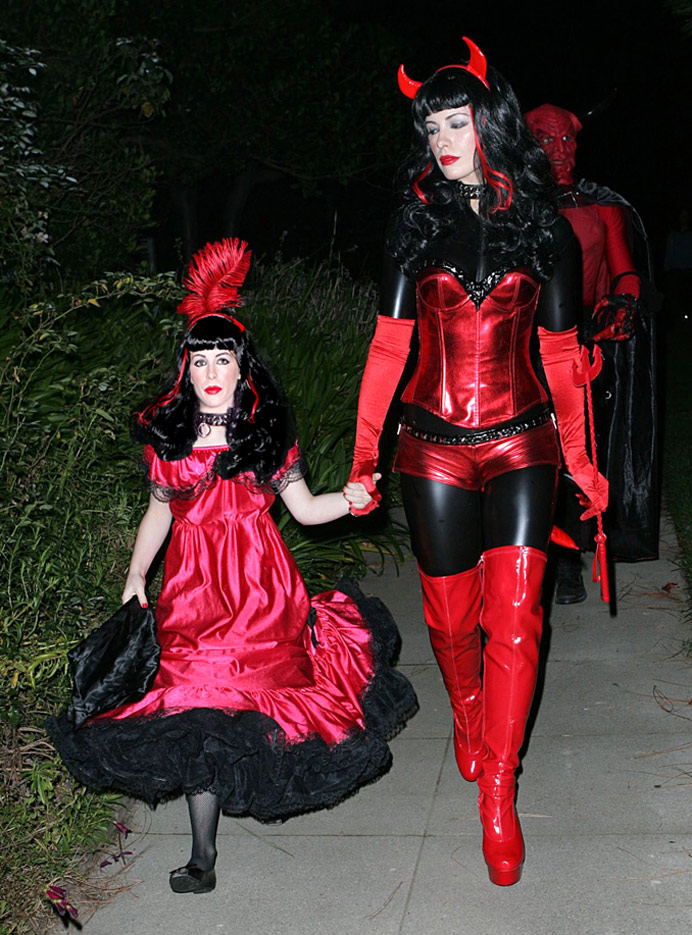 Diseño de Photoshop por John93036 para DesignCrowd (Community Contests) | Diseño #8990689