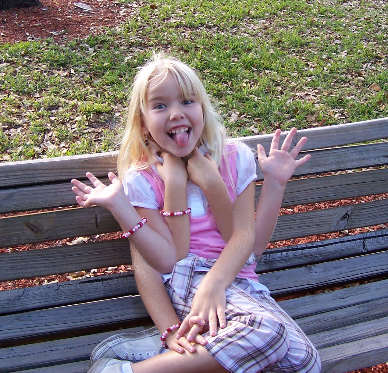 Diseño de Photoshop por mandyshadows para DesignCrowd (Community Contests) | Diseño #8990169