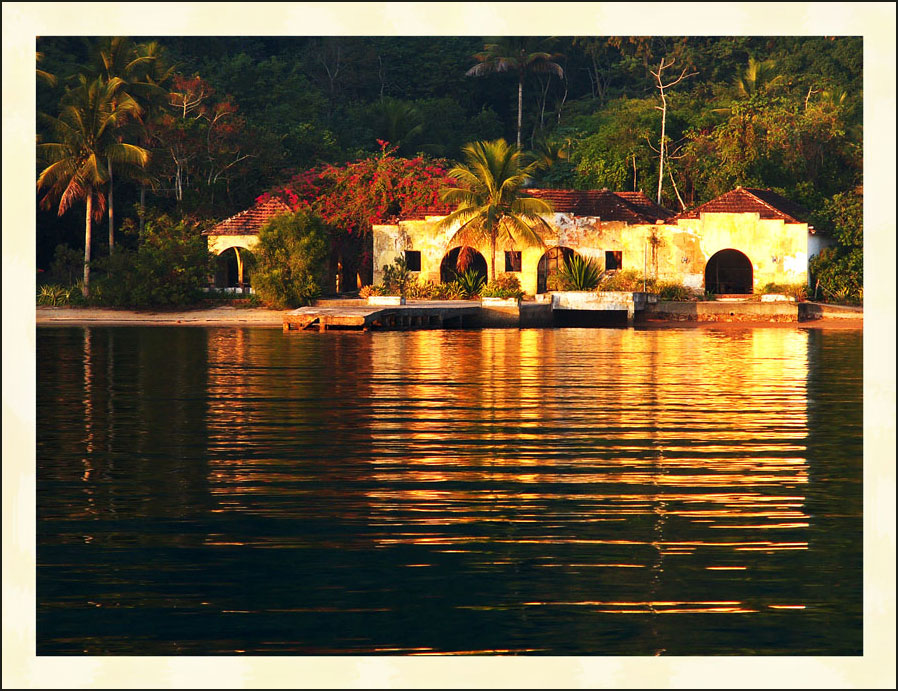 Photography by Pr4ktic for DesignCrowd (Community Contests) | Design #8985565