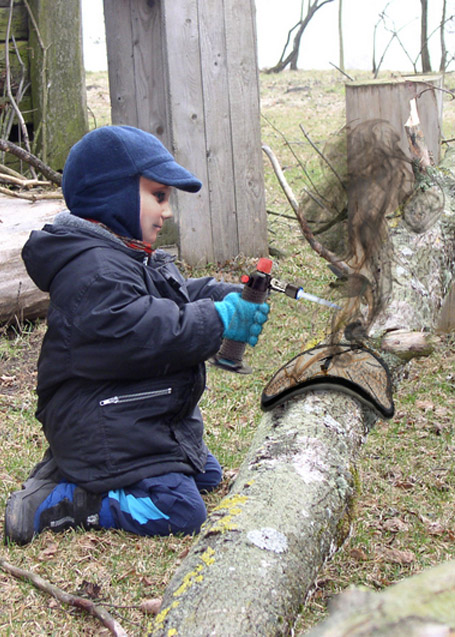 Diseño de Photoshop por TransmissionDump para DesignCrowd (Community Contests) | Diseño #8980179