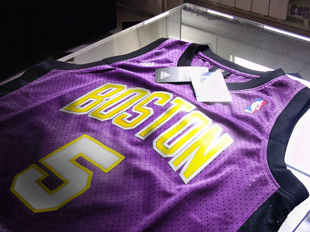 Photoshop Design by bellurius for DesignCrowd (Community Contests) | Design #8975514