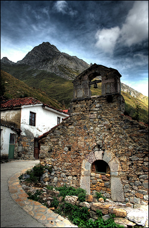 Photography by Jesusito for DesignCrowd (Community Contests) | Design #8971749