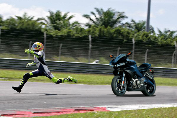 Design Photoshop par DeeWhite pour DesignCrowd (Community Contests) | Design #8965461