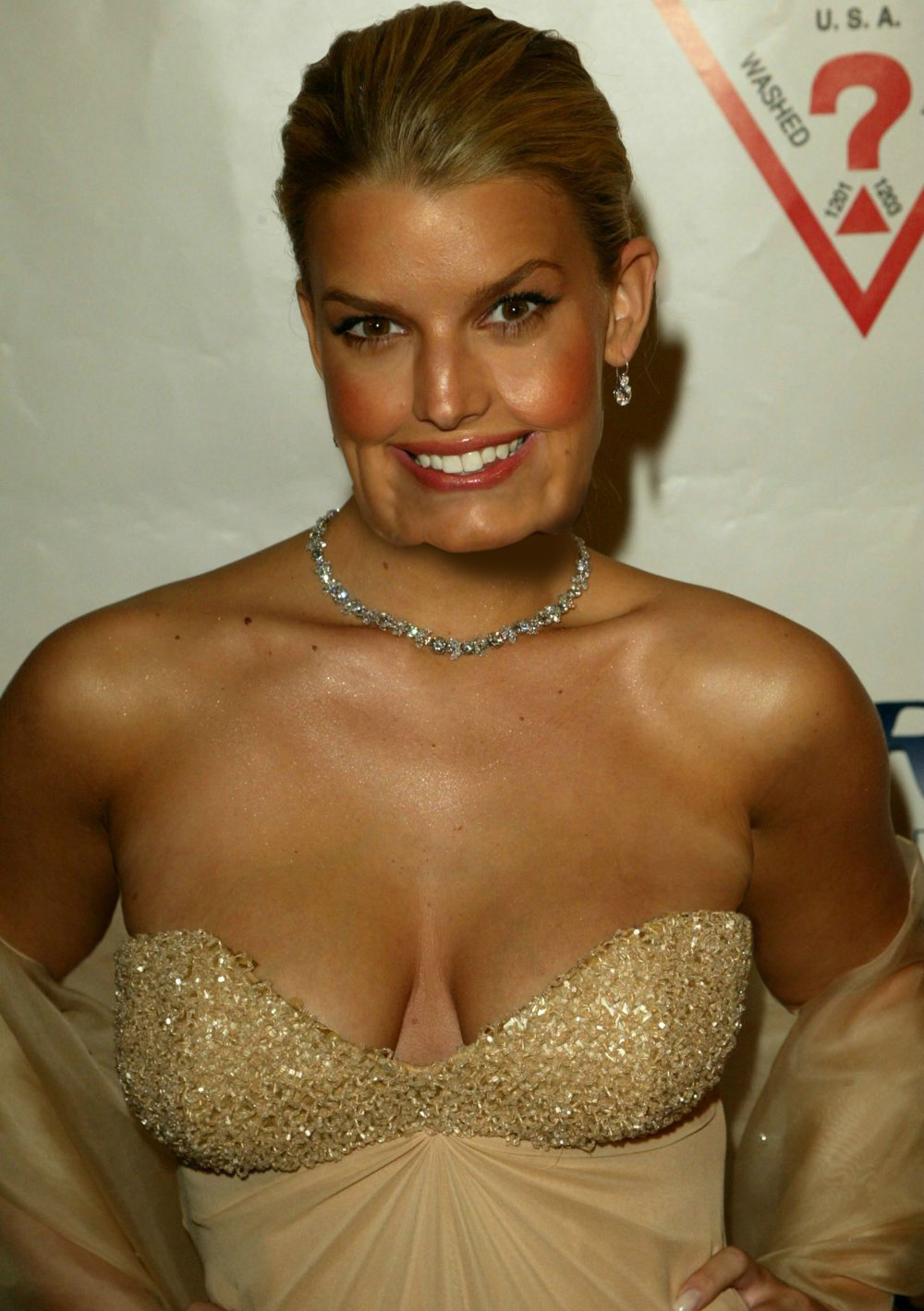 Photoshop Design by ErtepleFile for DesignCrowd (Community Contests) | Design #8966721