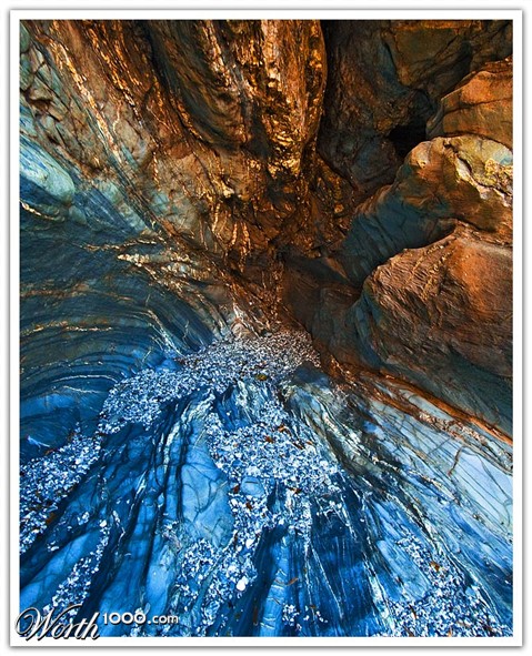 Photography by SigloV