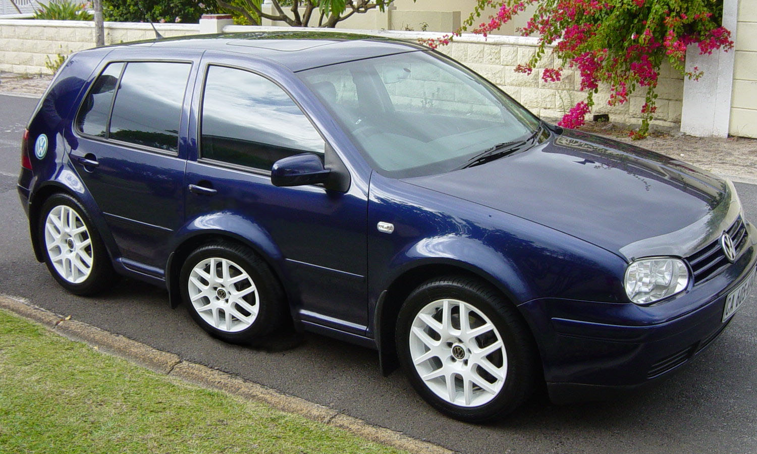 Design Photoshop par crippled5 pour DesignCrowd (Community Contests) | Design #8964491