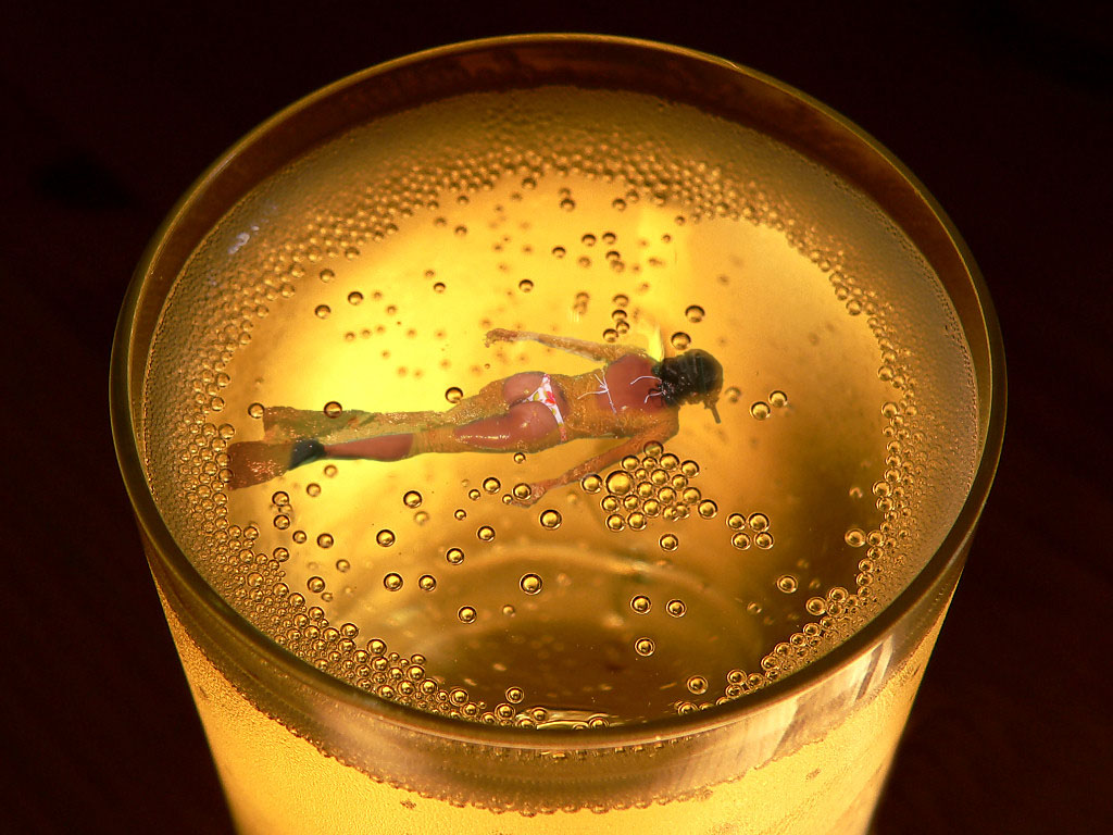 Photoshop Design by JeanLuc99 for DesignCrowd (Community Contests) | Design #8965533