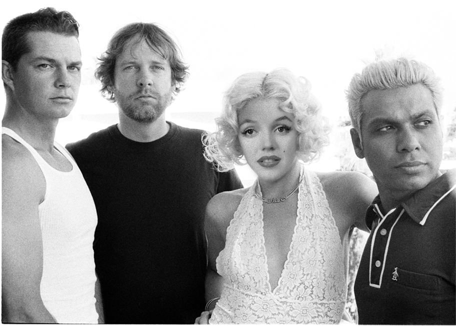 Photoshop-Design von tehrev für DesignCrowd (Community Contests) | Design #8962246