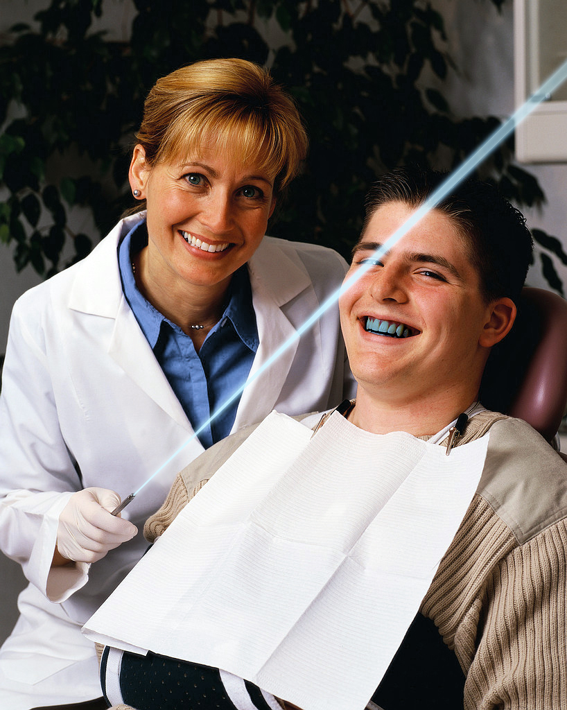 Photoshop Design by BarbaRoja for DesignCrowd (Community Contests) | Design #8959526