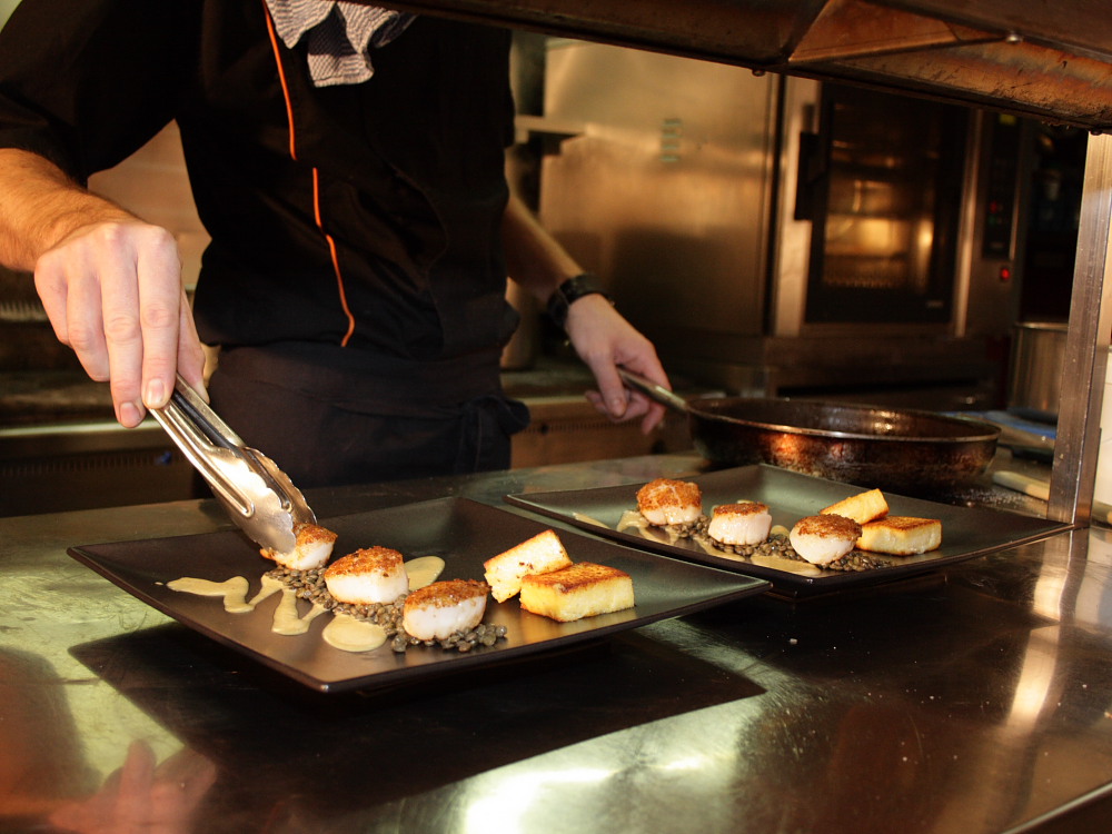 Photography by LucasService for DesignCrowd (Community Contests) | Design #8945264