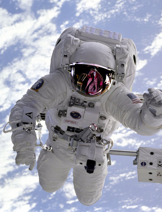 Design Photoshop par stormr pour DesignCrowd (Community Contests) | Design #8952196