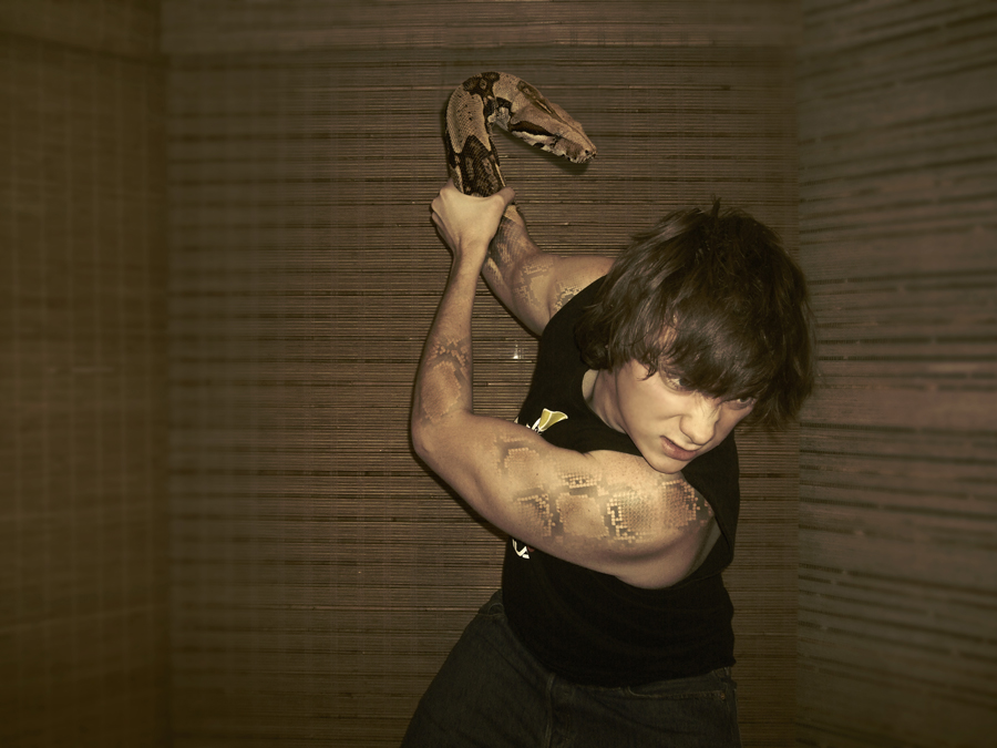 Design Photoshop par benasayer pour DesignCrowd (Community Contests) | Design #8944198