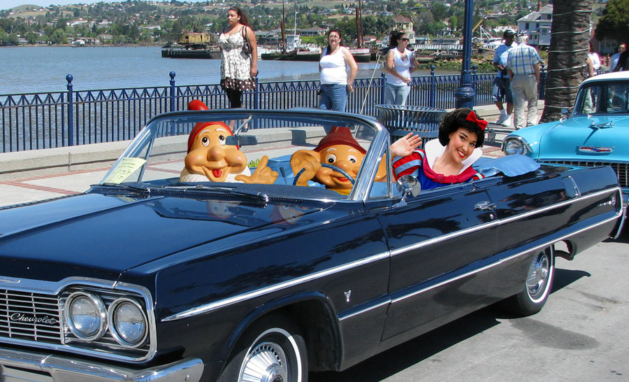 Photoshop Design by snakebit for DesignCrowd (Community Contests) | Design #8943758