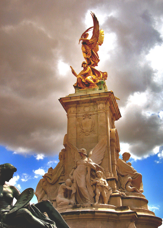 Photography by VICOZ1 for DesignCrowd (Community Contests) | Design #8939286