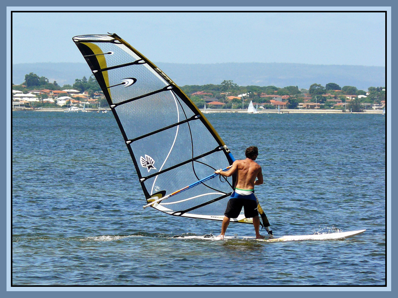 Fotografie von sgatanstu für DesignCrowd (Community Contests) | Design #8941932