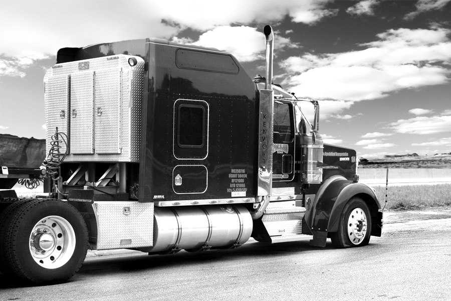 Diseño de Photoshop por amos08 para DesignCrowd (Community Contests) | Diseño #8940565