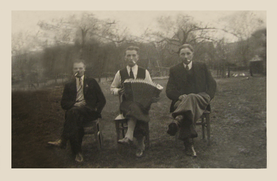 Photoshop-Design von suram8456 für DesignCrowd (Community Contests) | Design #8936579