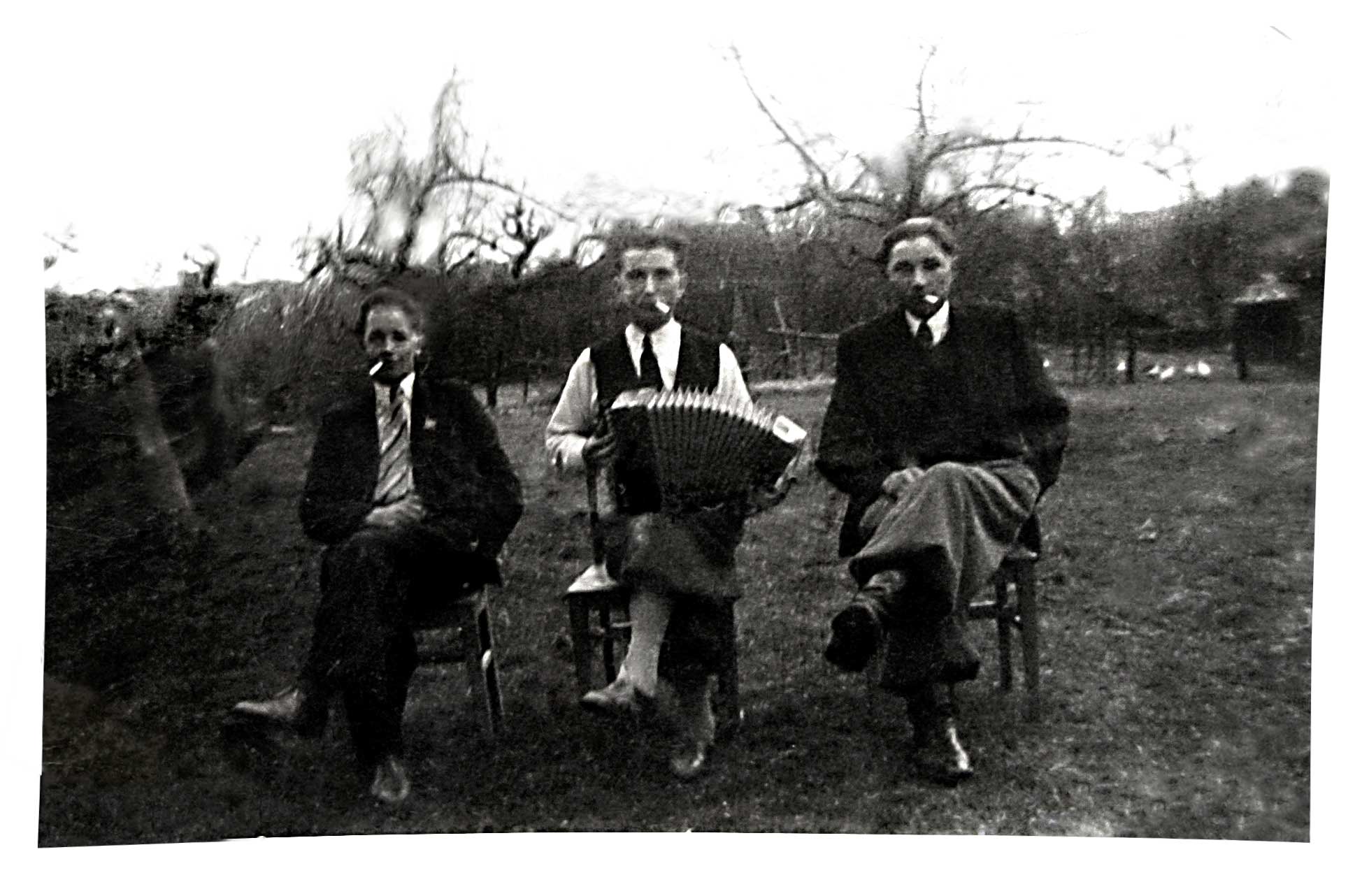 Photoshop Design by furfree for DesignCrowd (Community Contests) | Design #8936809