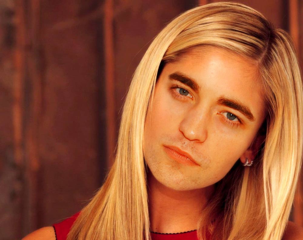 Diseño de Photoshop por Angelicangellover para DesignCrowd (Community Contests) | Diseño #8939229