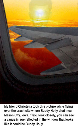 Design Photoshop par alienmagic pour DesignCrowd (Community Contests) | Design #9163695