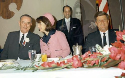 Design Photoshop par Fux0r pour DesignCrowd (Community Contests) | Design #9163799