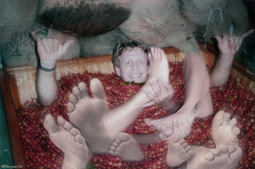 Photoshop Design by Monaerik for DesignCrowd (Community Contests) | Design #9155916