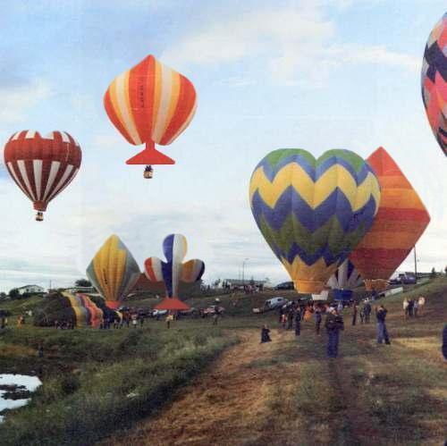 Design Photoshop par Roberto pour DesignCrowd (Community Contests) | Design #9154964