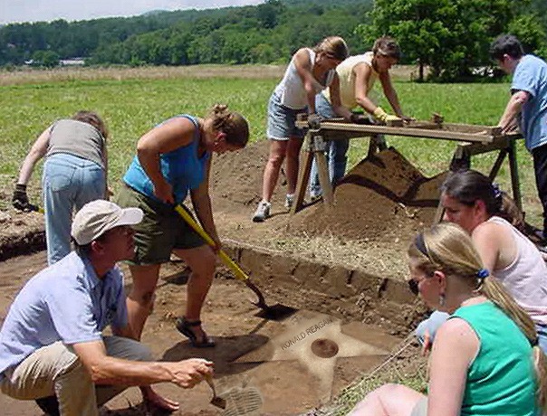 Photoshop Design by Phantazmo for DesignCrowd (Community Contests) | Design #9149497