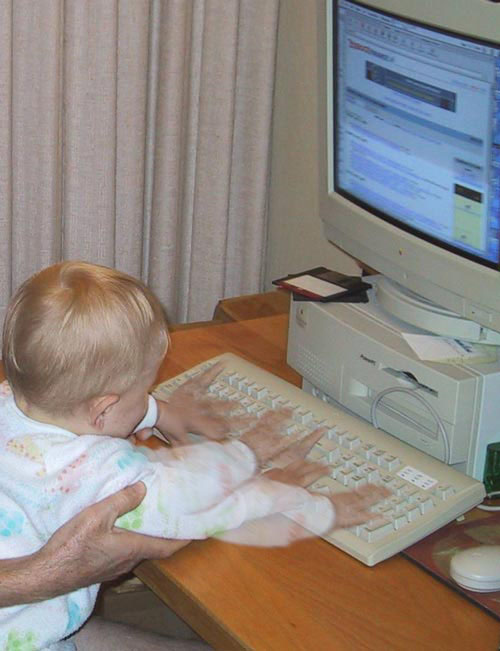 Design Photoshop par gunmetal pour DesignCrowd (Community Contests) | Design #9142266