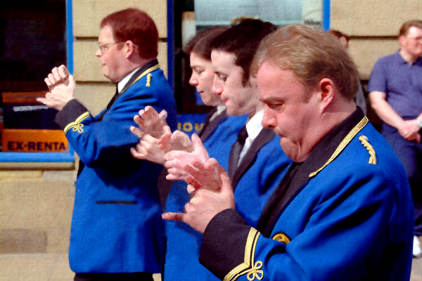 Diseño de Photoshop por OneHappyFemale para DesignCrowd (Community Contests) | Diseño #9149220