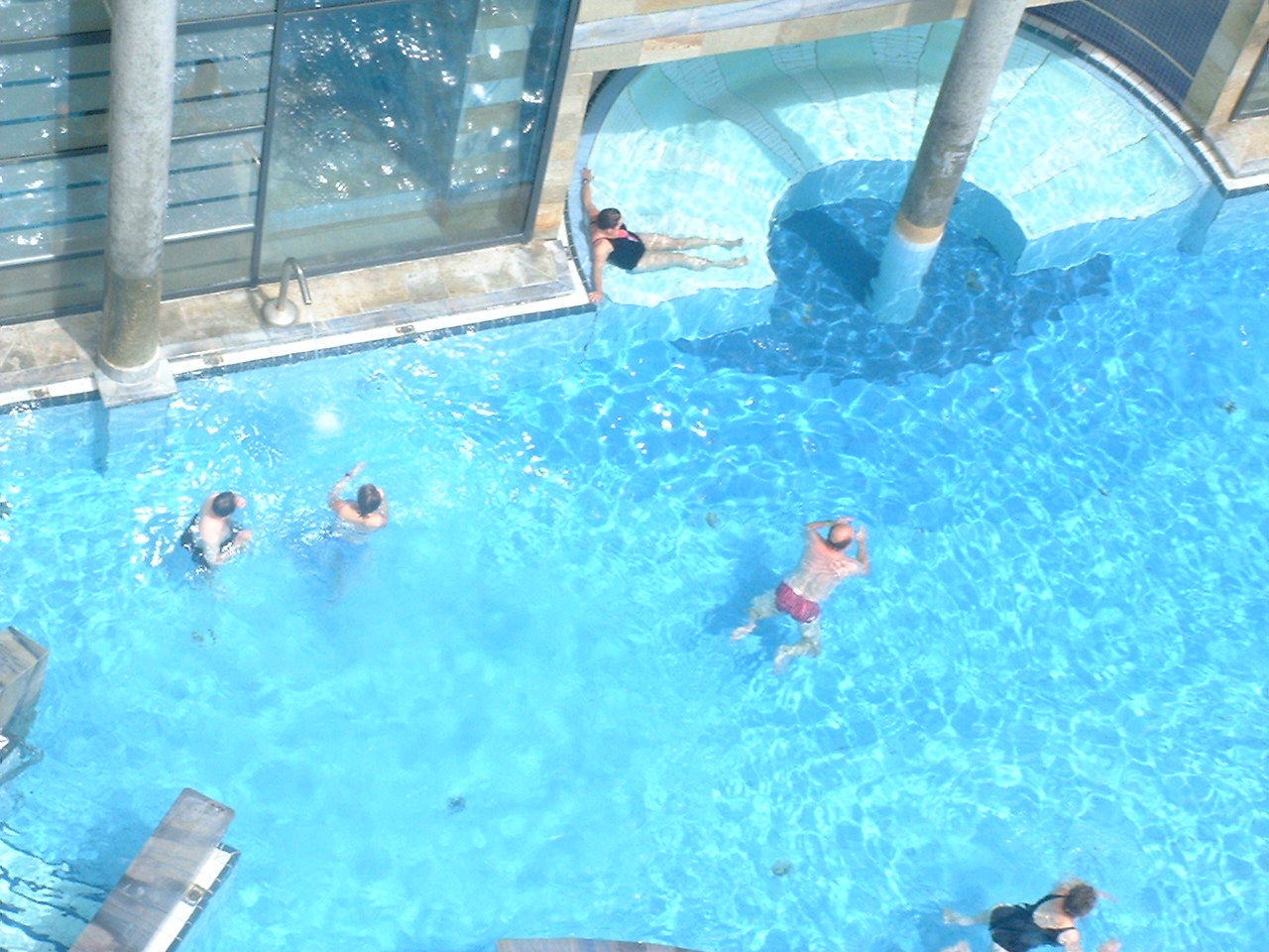 Photography by CologneStud for DesignCrowd (Community Contests) | Design #9143609