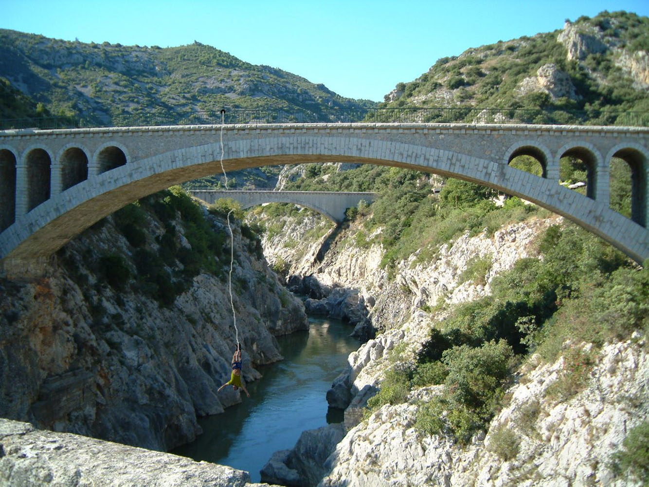 Logo Design by almanschlagg for DesignCrowd (Community Contests) | Design #9122565