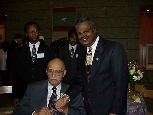 Photoshop-Design von Swamptromp für DesignCrowd (Community Contests) | Design #9147674