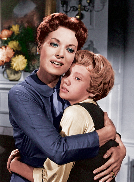 Design Photoshop par cswatco pour DesignCrowd (Community Contests) | Design #9144467