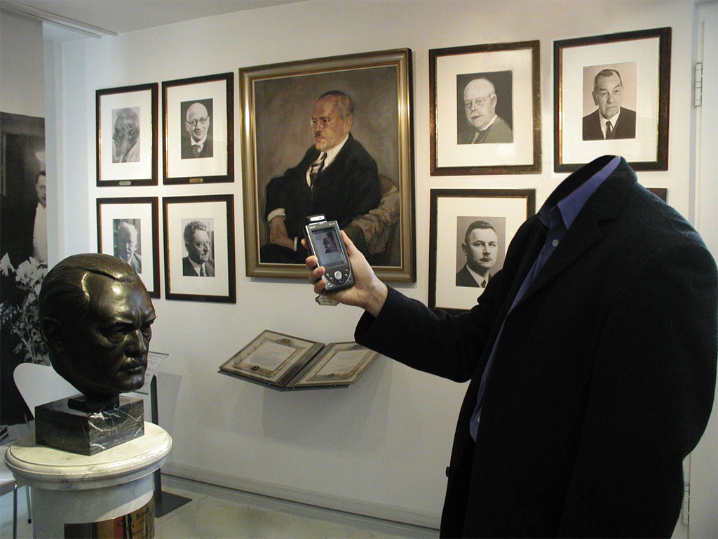 Photoshop Design by RealMeert for DesignCrowd (Community Contests) | Design #9133535